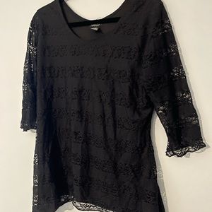 Shannon Ford New York top Black